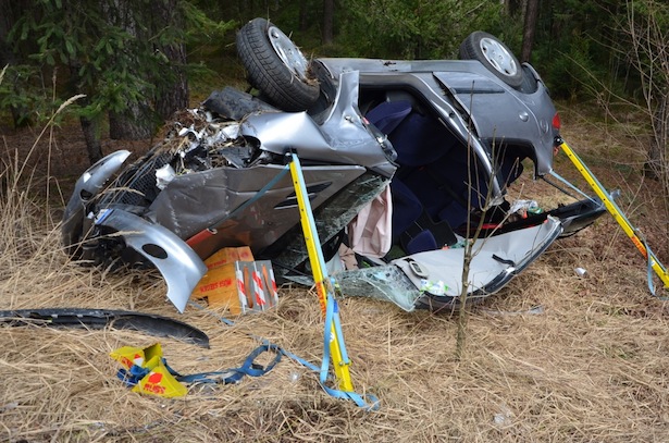 Der Unfallwagen (Alle Fotos: FF Stegen)