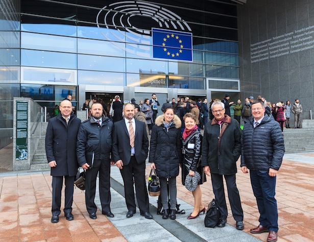 Im Bild (von links): Nikolaus Gufler, Kurt Frenademetz, Gottfried Steiner, Angelika Hofer, Vesna Caminades, Elmar Morandell und Konrad Rocchetti