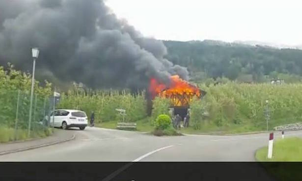 Brand in Feldthurns: (Fotos: FF Feldthurns)