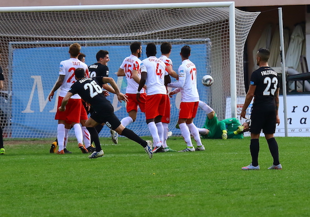 il-gol-di-garofalo-su-punizione