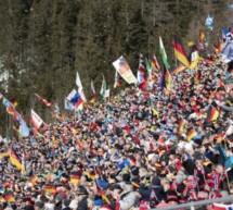 Infizierter auf der Tribüne