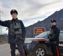 Zerschlagene Autoscheiben