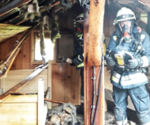 Hütte im Flammen