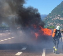 Auto in Flammen