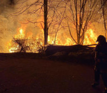 Wohnhaus in Flammen