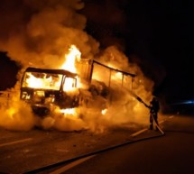 Lkw in Flammen