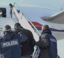 Quästor schiebt Kriminelle ab