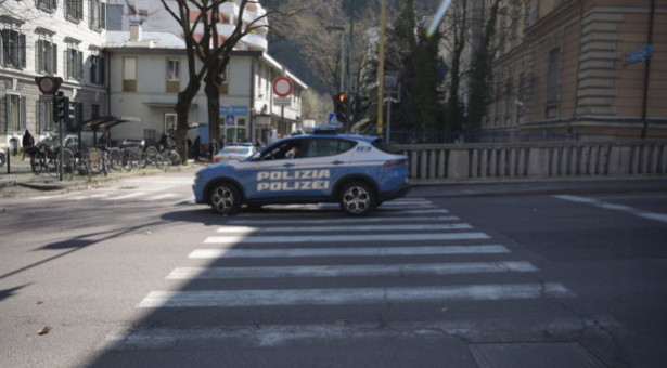 Mann verprügelt Frau Mann verprügelt Frau