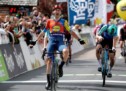 Ciccone gewinnt erste Etappe